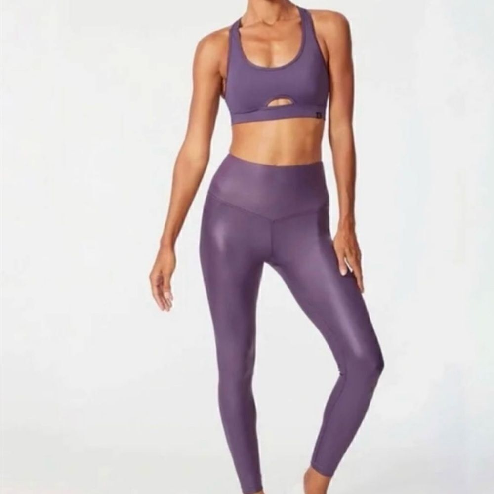 Zobha Purple Workout Top and NWT Size Medium